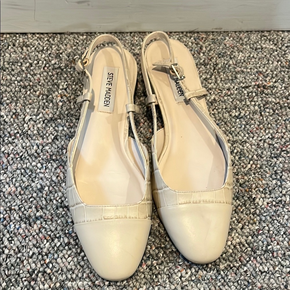 Steve Madden Cream Slingback Flats - Picture 4 of 5